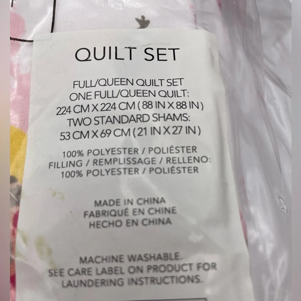 Betsey Johnson Floral Full/Queen Quilt Set NWT